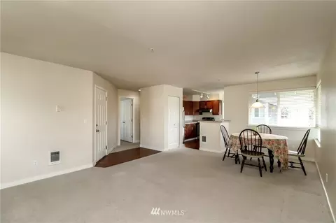 12006 NE 204th Pl #B302, Bothell, WA 98011 photo 4