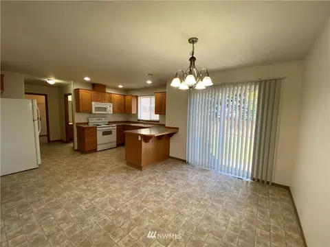 19711 84th Ave E, Spanaway, WA 98387 photo 2
