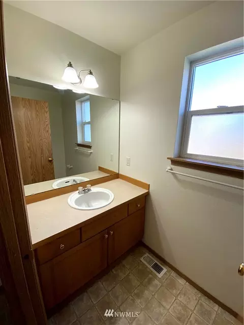 19711 84th Ave E, Spanaway, WA 98387 photo 16