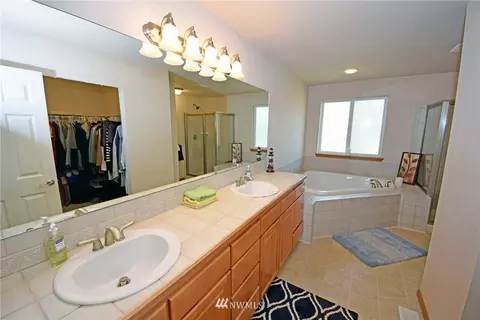16026 39th Ave SE, Bothell, WA 98012 photo 16