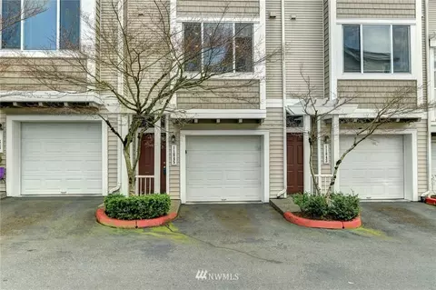 11845 NE 162nd Ln, Bothell, WA 98011 photo 2