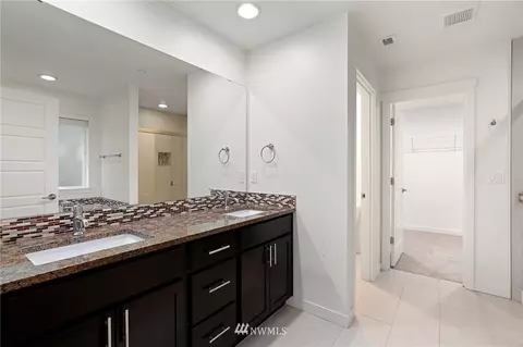 19819 3rd Ave SE, Bothell, WA 98012 photo 17