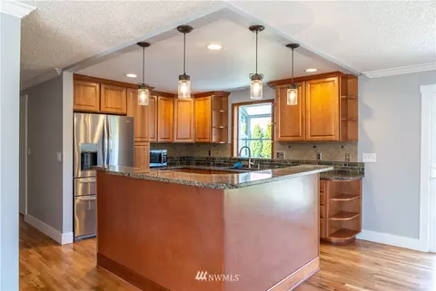 407 216th St SW, Bothell, WA 98021 photo 4