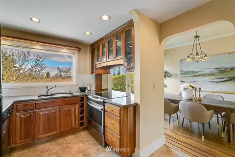 1124 17th Ave E, Seattle, WA 98112 photo 13