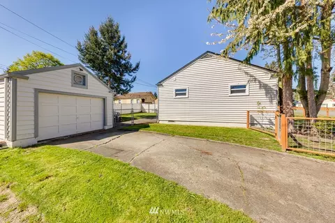 3008 18th St, Everett, WA 98201 photo 2