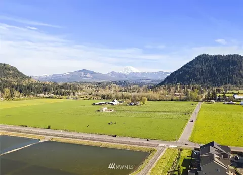 490 Sigrist Dr E, Enumclaw, WA 98022 photo 5