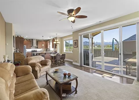 490 Sigrist Dr E, Enumclaw, WA 98022 photo 20