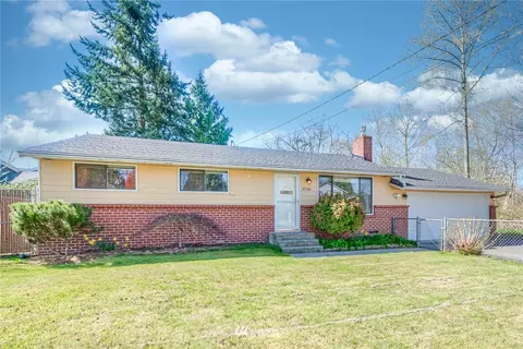 9720 Sharon Dr, Everett, WA 98204 photo 1