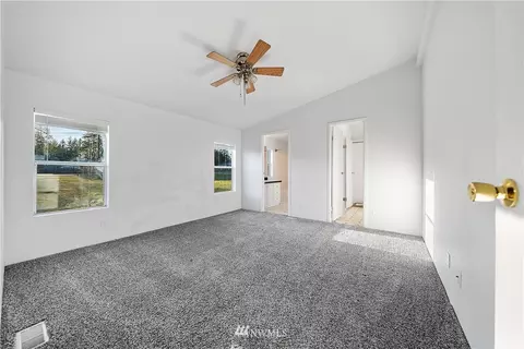 807 Tipsoo Loop S, Rainier, WA 98576 photo 20