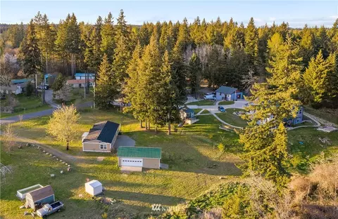 807 Tipsoo Loop S, Rainier, WA 98576 photo 31