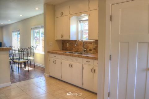 7702 Rainier Dr, Everett, WA 98203 photo 6