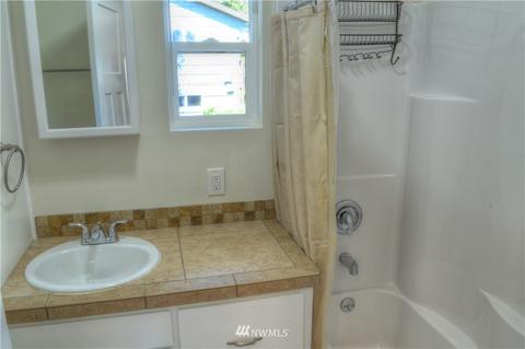 7702 Rainier Dr, Everett, WA 98203 photo 9