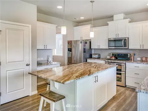707 Koehler Ave SW, Orting, WA 98360 photo 9