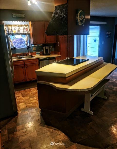 1313 5th St, Cosmopolis, WA 98537 photo 3