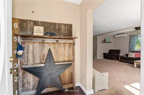 919 Jackson St, Raymond, WA 98577 photo 5