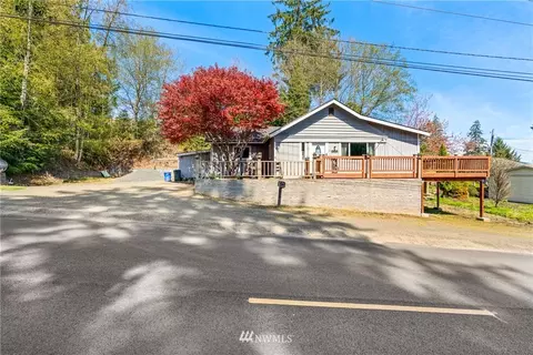 919 Jackson St, Raymond, WA 98577 photo 2
