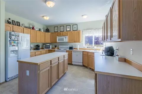 1002 Williams St NW, Orting, WA 98360 photo 17