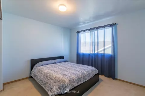 1002 Williams St NW, Orting, WA 98360 photo 22