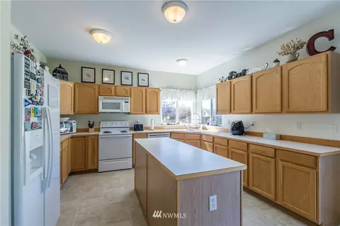 1002 Williams St NW, Orting, WA 98360 photo 18