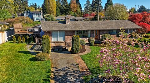1025 N Park Dr, Everett, WA 98203 photo 1