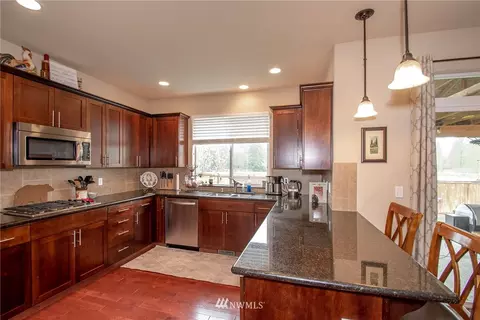 303 Ames St NE, Orting, WA 98360 photo 12