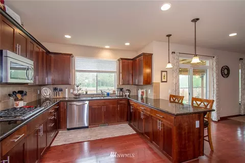303 Ames St NE, Orting, WA 98360 photo 13