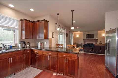 303 Ames St NE, Orting, WA 98360 photo 16