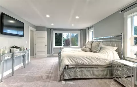 16019 Cascadian Way, Bothell, WA 98012 photo 32
