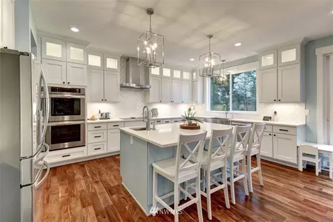 16019 Cascadian Way, Bothell, WA 98012 photo 17