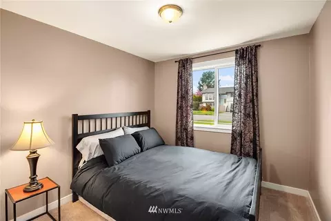 2362 Paramount Dr, Enumclaw, WA 98022 photo 13