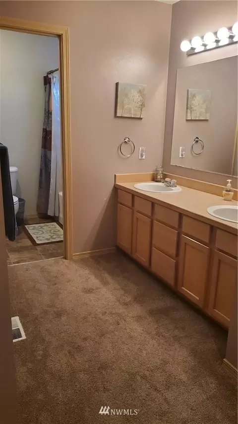 939 Whispering Pine Pl, Sultan, WA 98294 photo 9