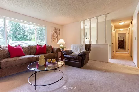 11812 NE 155th St, Bothell, WA 98011 photo 2