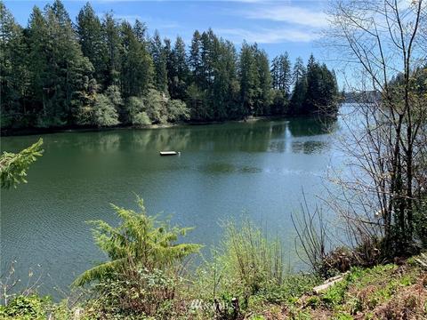 51 E Cormorant Pl, Grapeview, WA 98546 photo 2