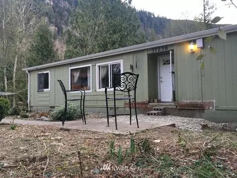 37236 W Lake Walker Dr SE, Enumclaw, WA 98022 photo 4