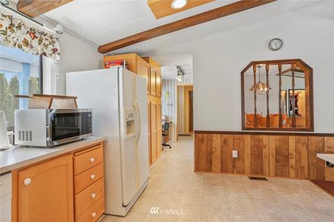23717 Lake Dr E, Bothell, WA 98021 photo 7
