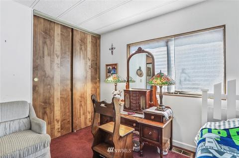 23717 Lake Dr E, Bothell, WA 98021 photo 24