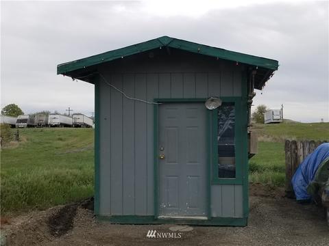 302 E Second St, Waterville, WA 98858 photo 5