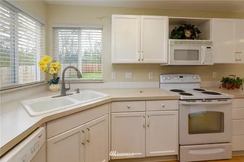 23117 40th Ave E, Spanaway, WA 98387 photo 9
