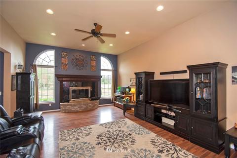 27512 168th Avenue Ct E, Orting, WA 98360 photo 8
