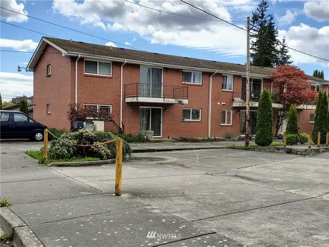 8806 3rd Ave SE, Everett, WA 98208 photo 2