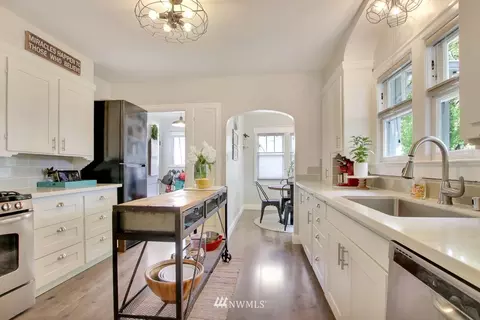1108 Sumner Ave, Sumner, WA 98390 photo 8