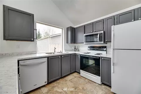 9229 1st Dr SE, Everett, WA 98208 photo 8