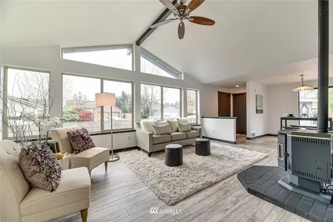 9229 1st Dr SE, Everett, WA 98208 photo 17