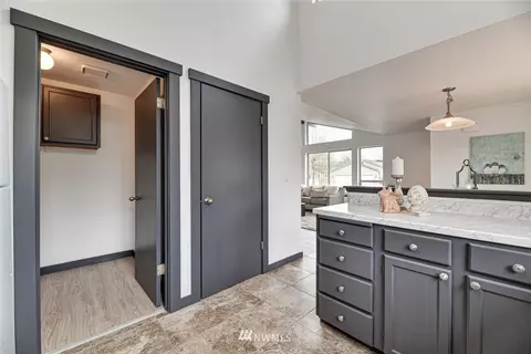 9229 1st Dr SE, Everett, WA 98208 photo 9