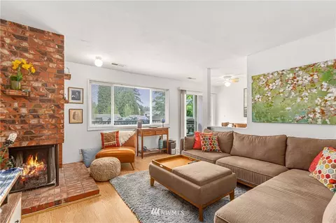 9517 NE 180th St #B104, Bothell, WA 98011 photo 1