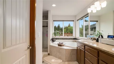 19011 4th Dr SE, Bothell, WA 98012 photo 17