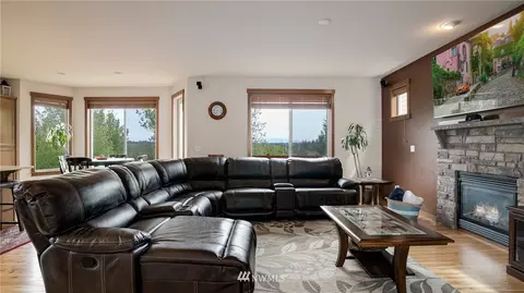 19011 4th Dr SE, Bothell, WA 98012 photo 4
