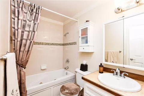 11821 NE 155th St, Bothell, WA 98011 photo 10