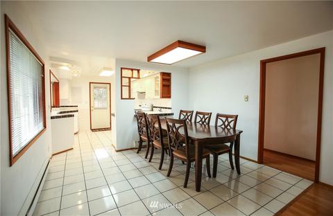 1925 73rd St SE, Everett, WA 98203 photo 4