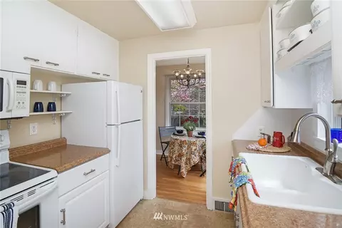 1101 E 33rd, Bremerton, WA 98310 photo 9